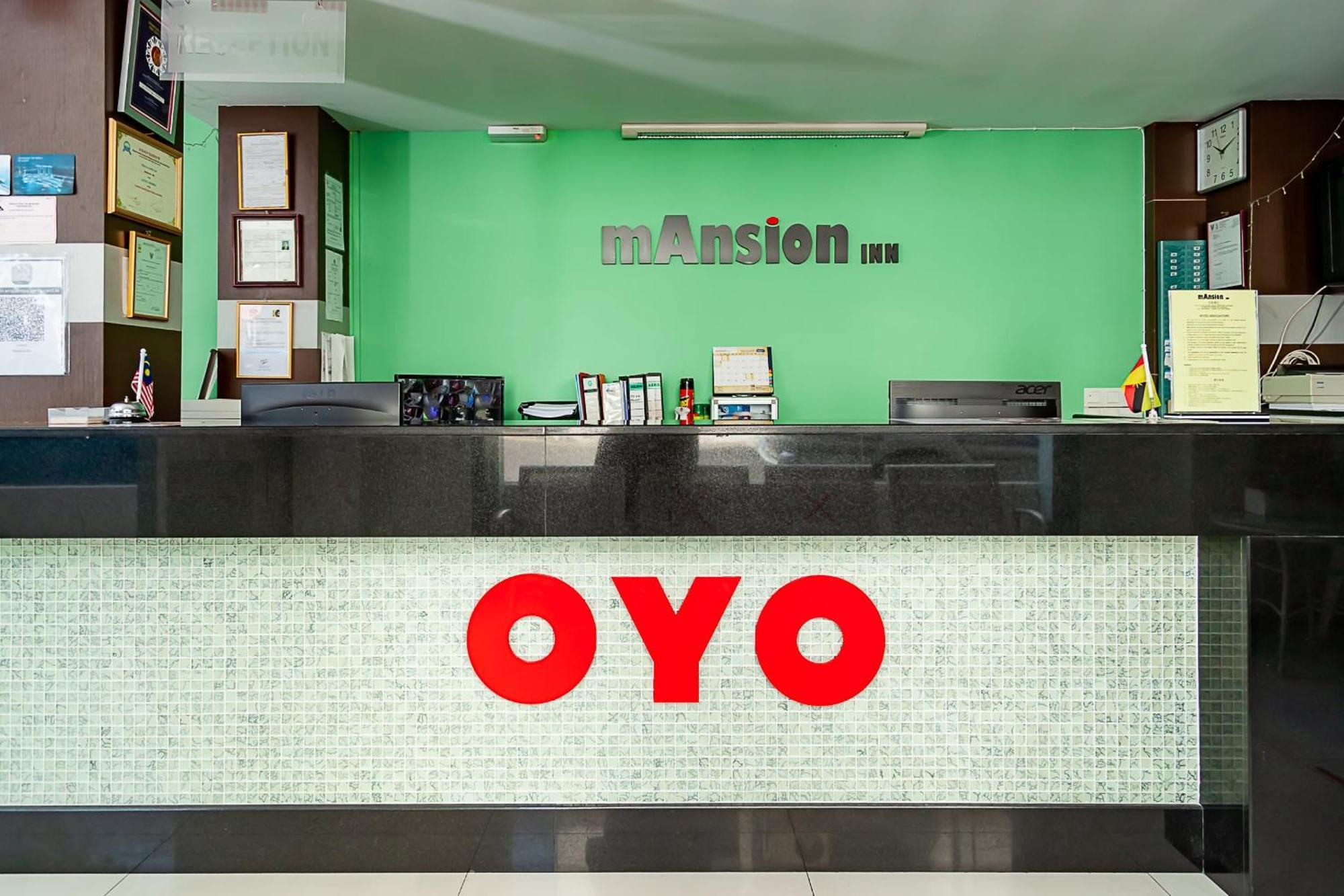 Super Oyo 90055 Mansion Inn Сибу Экстерьер фото